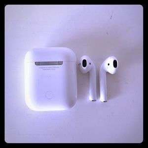 Authentic Apple AirPods 1st generation